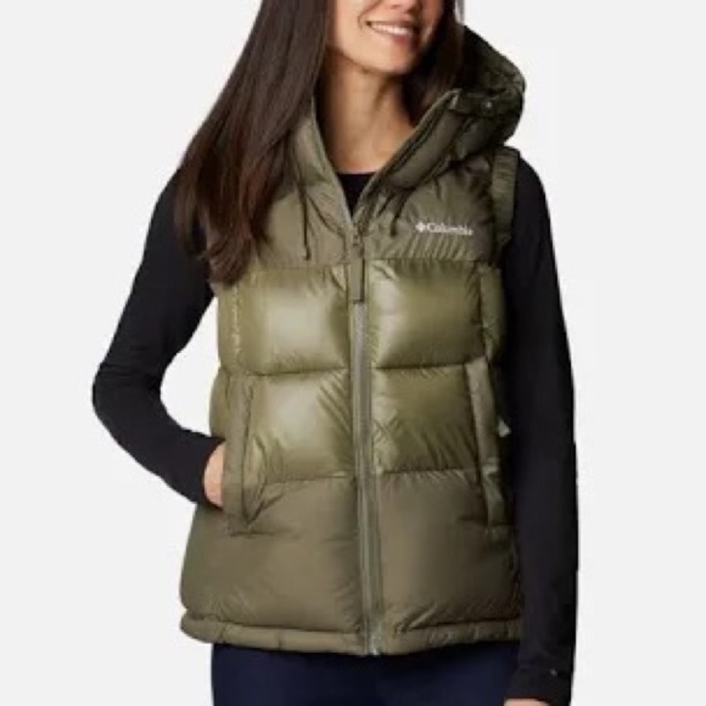 Columbia soft orange puffer vest